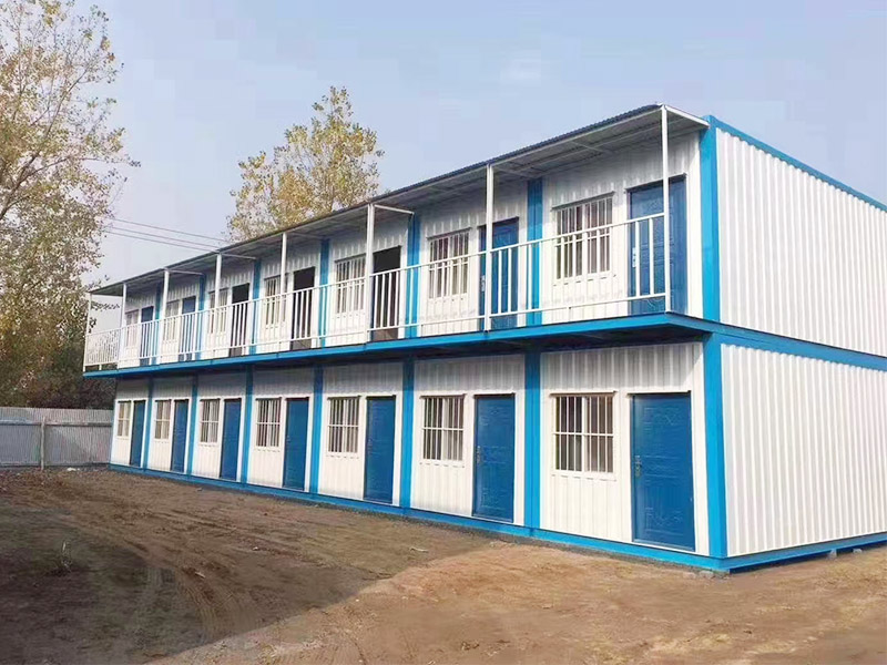 一个集装箱式房屋大概多少钱